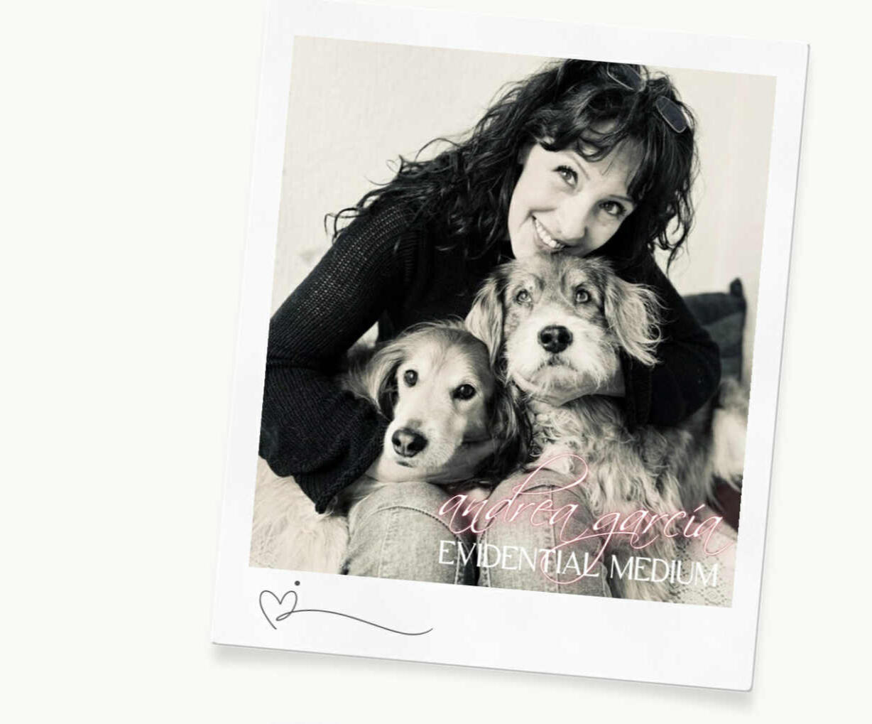 Andrea con Balian, el alma que inspiró su camino como médium evidencial. Cariñosamente lo llamaba “Sunshine”, un nombre que resuena en su trabajo.